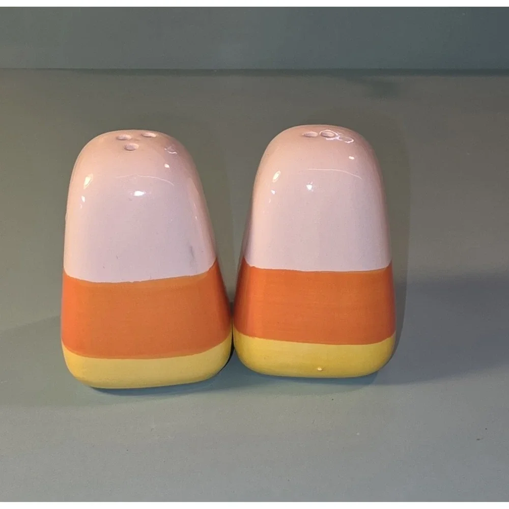 Retro Candy Corn Salt & Pepper Shakers Halloween Fall Summeroween Boo Bucket